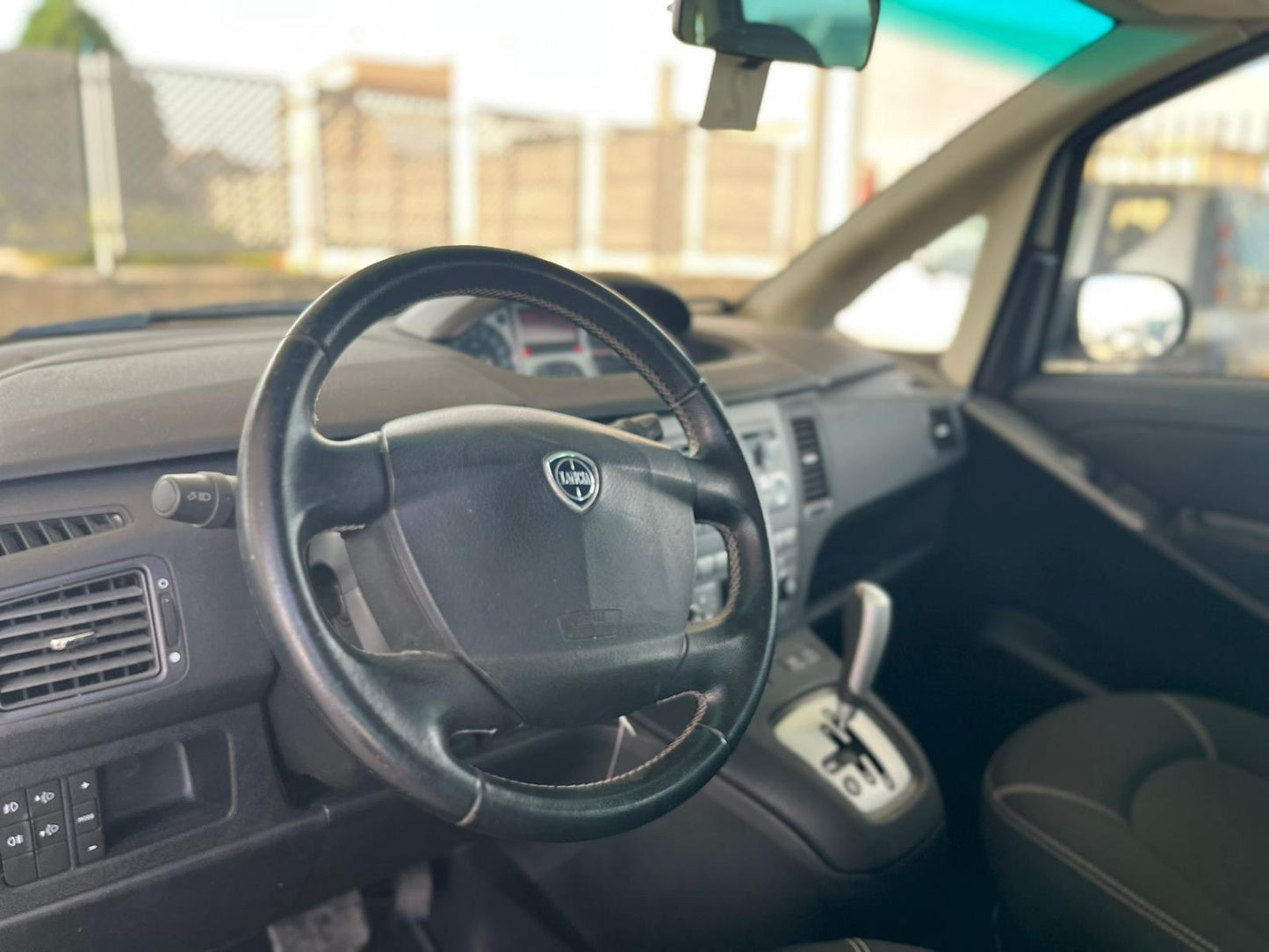 LANCIA Musa 1.3 Mjt 95 CV DFN 5th Avenue